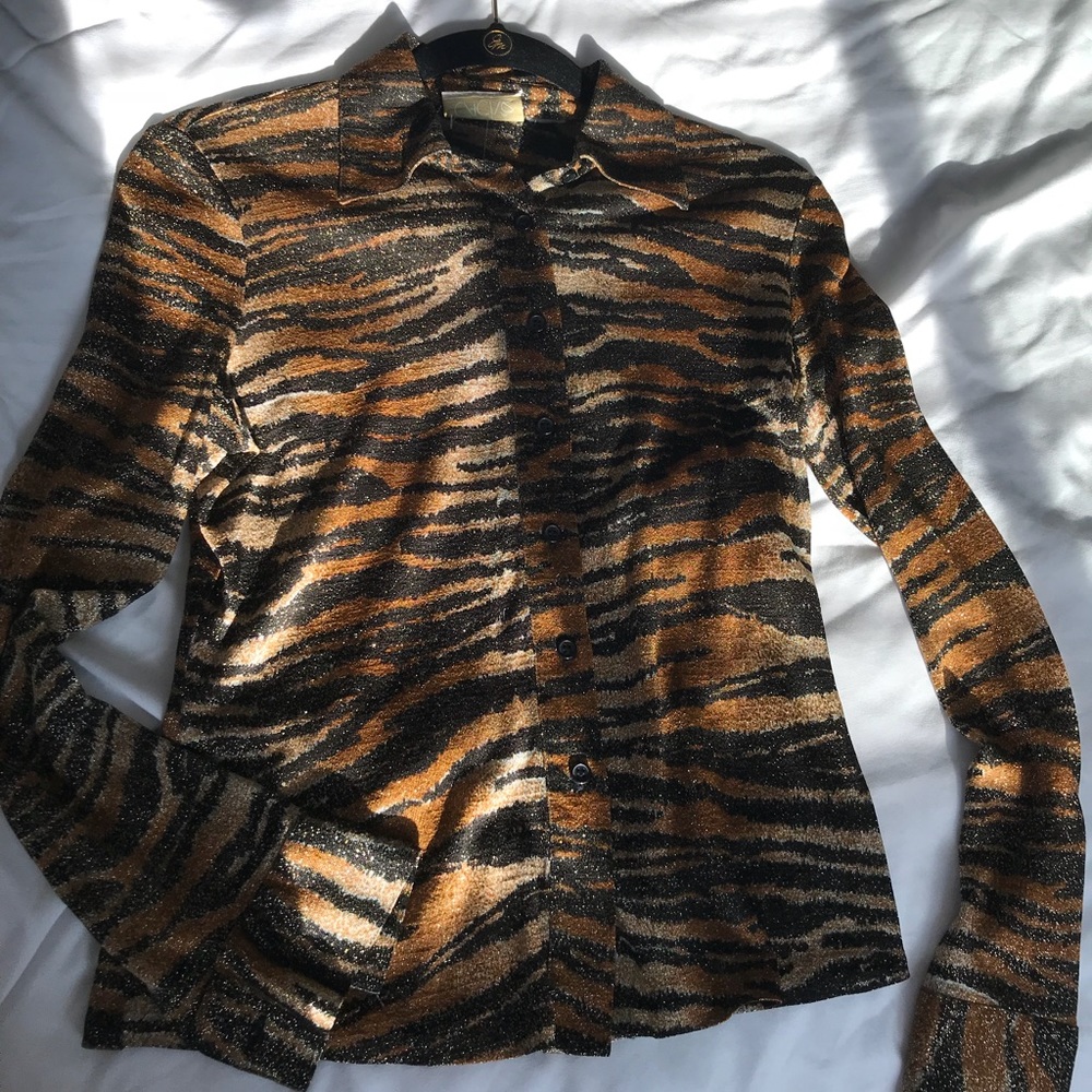 💥SOLD💥Tiger animal print shirt